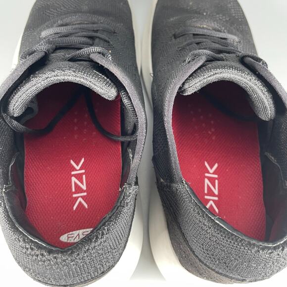 Kizik Madrid Eco Knit Men\'s Size 10.5 W Black Hands Free Sneakers Casual Shoes